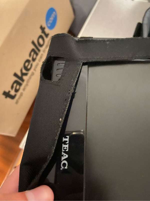 Screen and DVD player