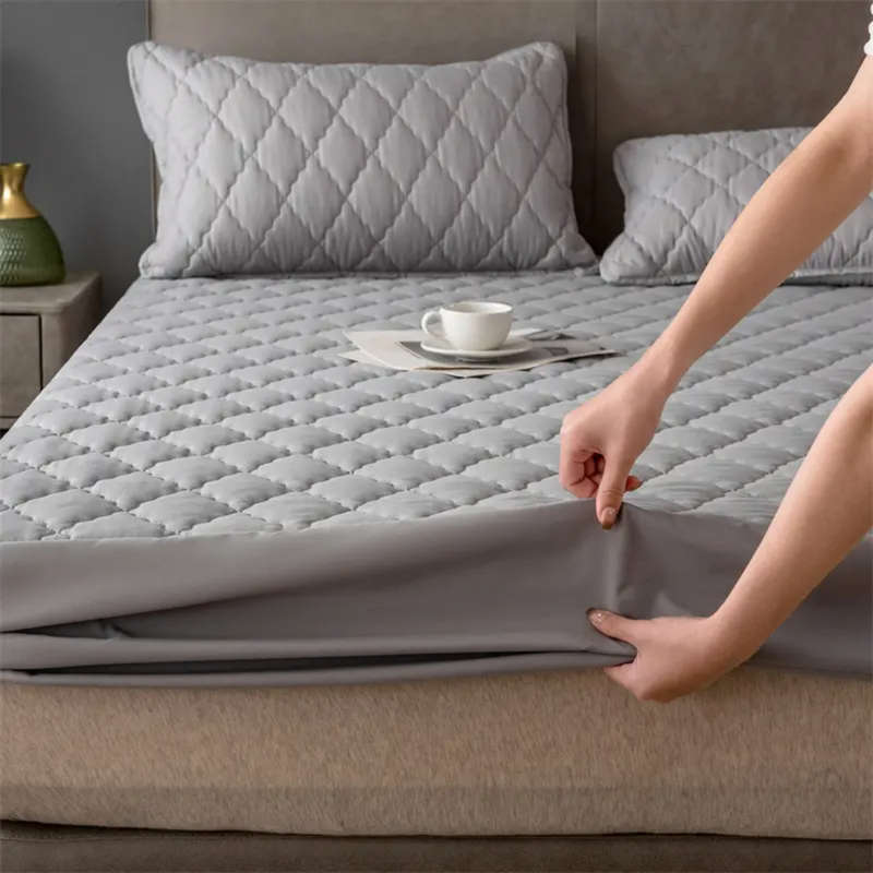 3 pieces mattress Protector queen size grey color