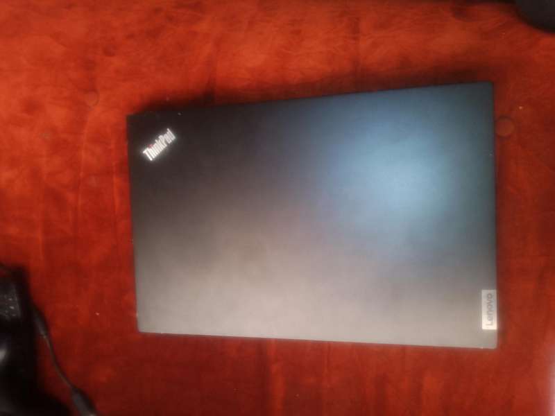 Lenovo Thinkpad E15 Gen 4 12th Gen i5-1235U 8GB read dis (DEAD MOTHERBOARD)
