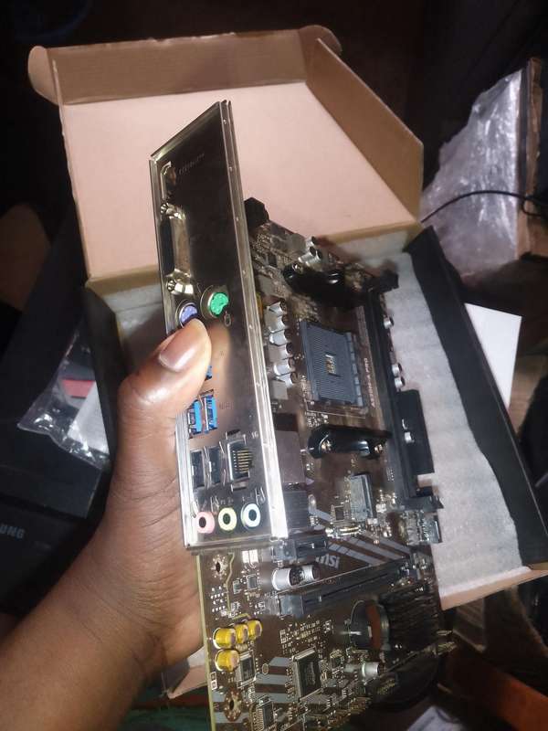 MSI A520 MOTHERBOARD+CPU RYZEN 5 5500+4GB DDR4 RAM COMBO FAULTY READ DISCRIPTION