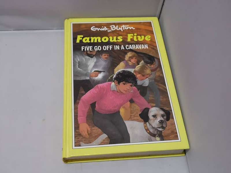 BLYTON, Enid - Five Go Off in a Caravan - (Excellent Hardcover)