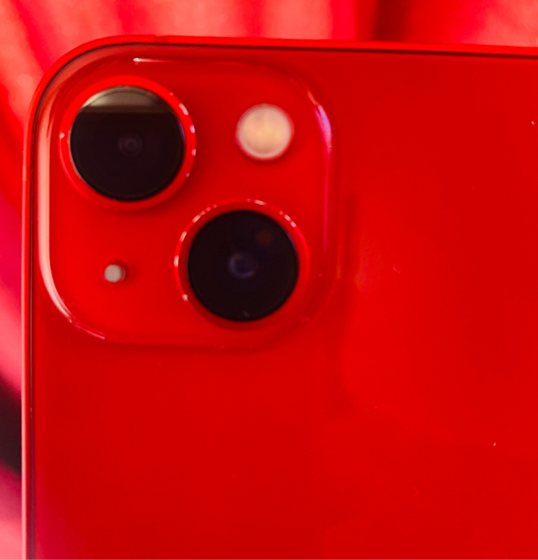 iPhone 13 Red 128GB PRE-OWNED