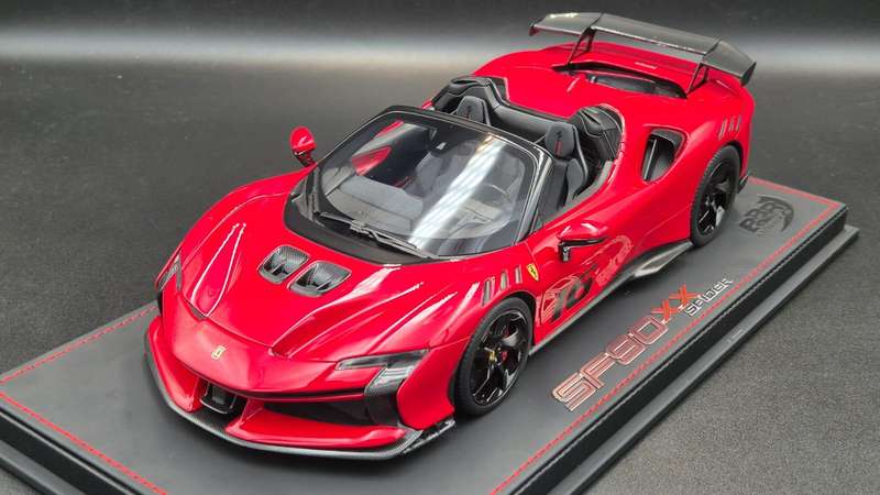 Ferrari SF90 XX Spider n.16 Red Corsa 322 and black