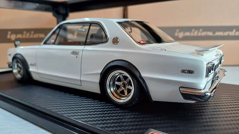 Nissan Skyline 2000 GT-R (KPGC10) White by Ignition Model