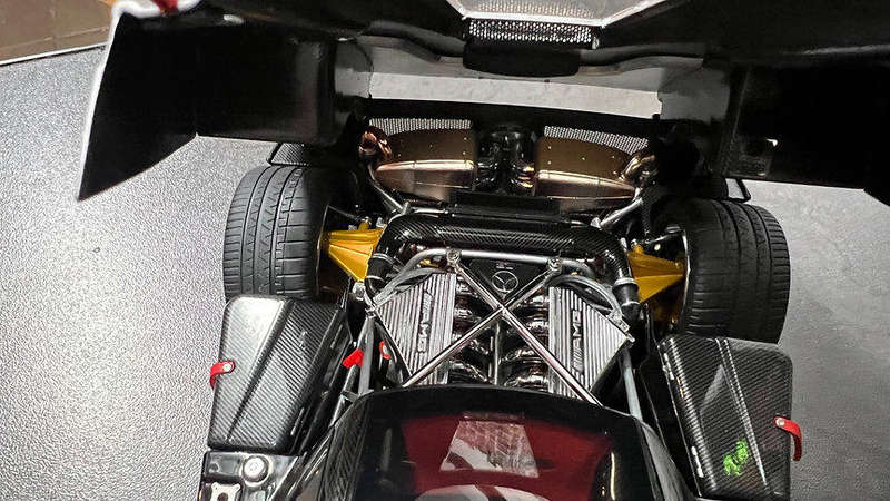 Pagani Zonda F - 2005 - Grigio Mercurio Street Version by Almost Real