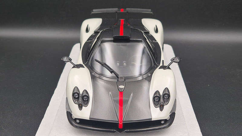 Pagani Zonda Cinque Coupe - 2009 - Bianco Benny- By Almost Real