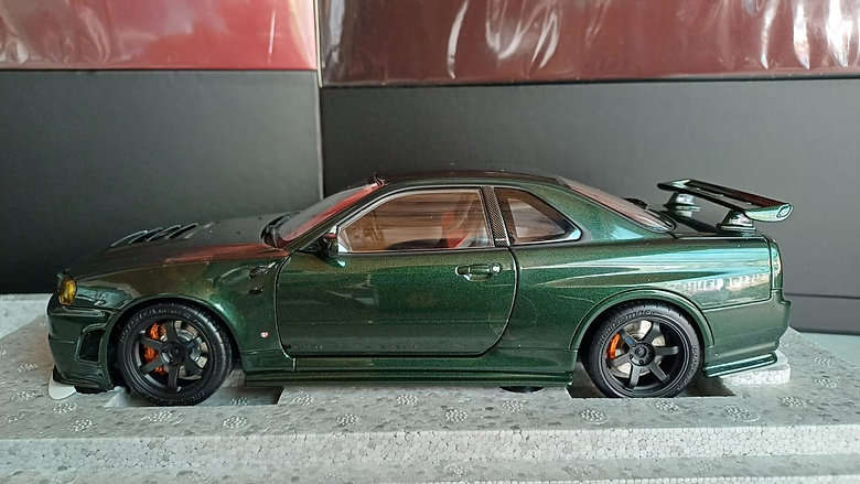 Nissan R34 Z Tune  Dark Green 661 by Motorhelix