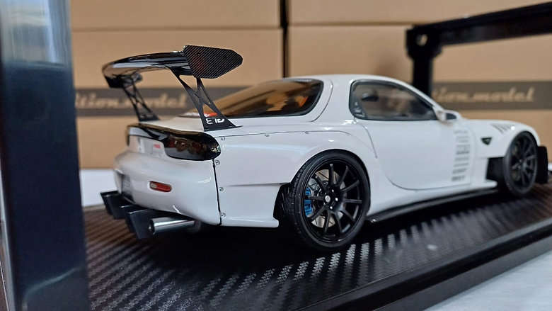 FEED Afflux GT3 (FD3S) White by Ignition Model
