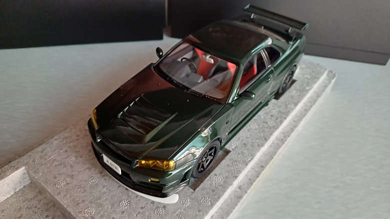 Nissan R34 Z Tune  Dark Green 661 by Motorhelix
