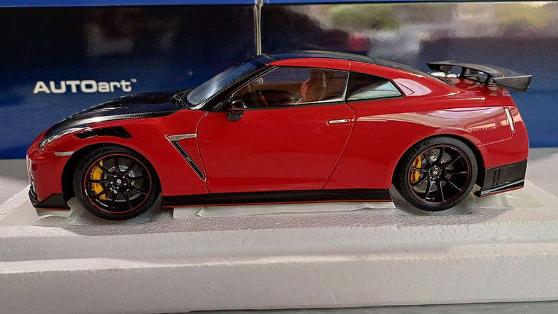 NISSAN GT-R (R35) NISMO 2022 SPECIAL EDITION (VIBRANT RED)