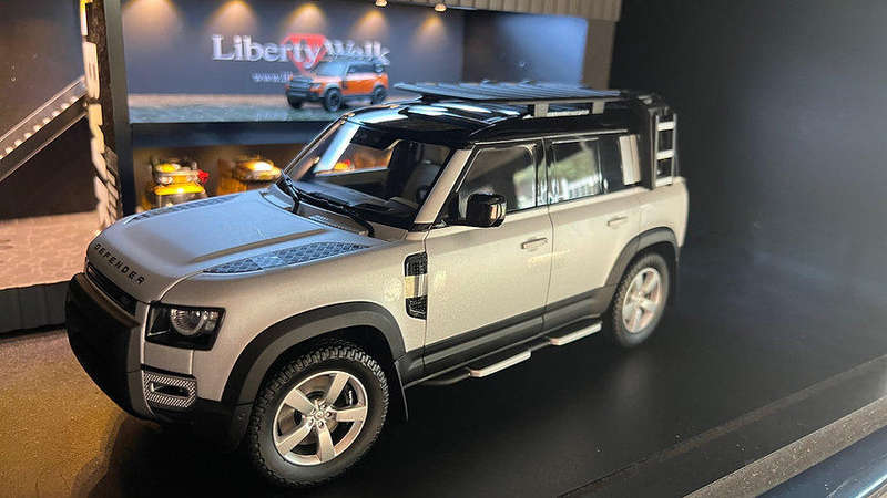 Land Rover Defender 110 - 2020 - Satin Indus Silver by Almost Real