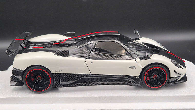 Pagani Zonda Cinque Coupe - 2009 - Bianco Benny- By Almost Real