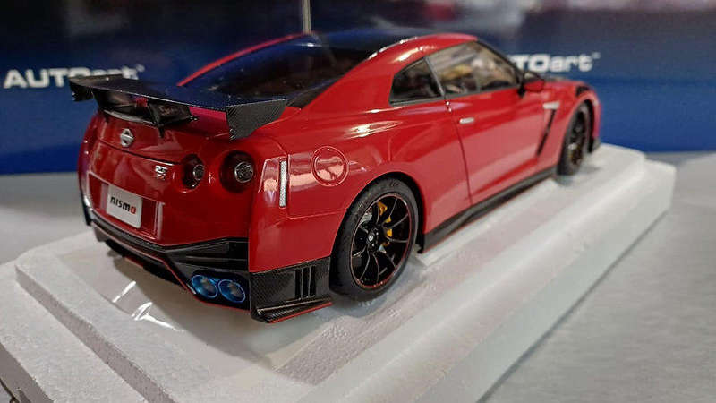 NISSAN GT-R (R35) NISMO 2022 SPECIAL EDITION (VIBRANT RED)