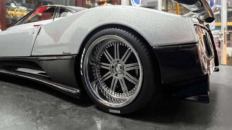 Pagani Zonda F - 2005 - Grigio Mercurio Street Version by Almost Real