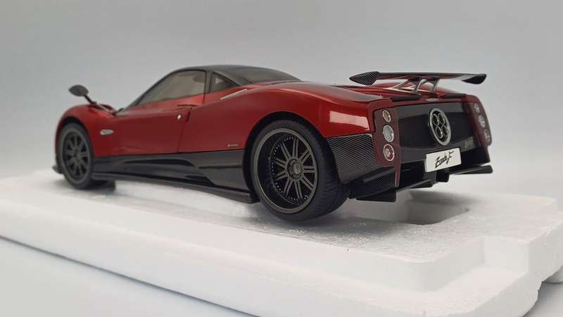 Pagani Zonda F - 2005 - Rosso Monza