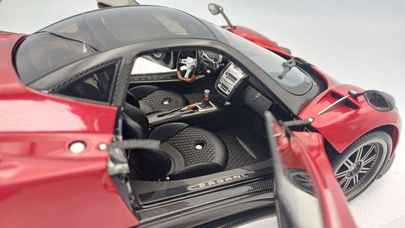 Pagani Zonda F - 2005 - Rosso Monza