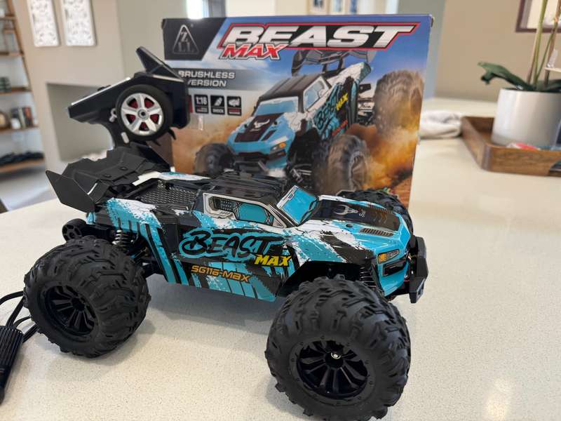 SG116 Beast Max-Brushless RC Car Monster Truck/Buggy/Truggy  - USED -  4x4 RTR  -1/16 scale - 2.4Ghz