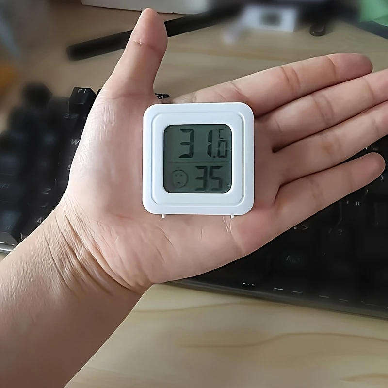 Meter Humidity + Temp Hygrometer Digital White Square 45 x 45mm **LOCAL STOCK**