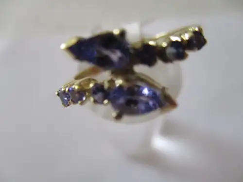 Genuine Tanzanite in 18 Ct Gold Ring