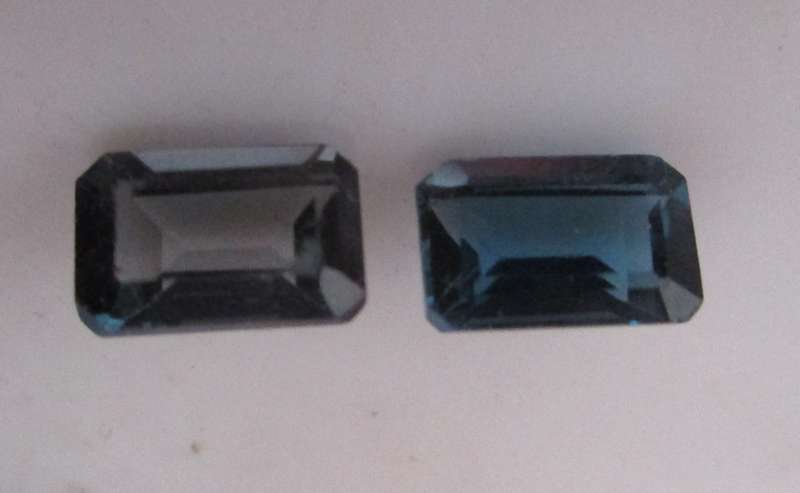 2 pieces, 6.00 x 4.00 mm Emerald/Octagonal cut Blue Topaz T.W.1.42ct.