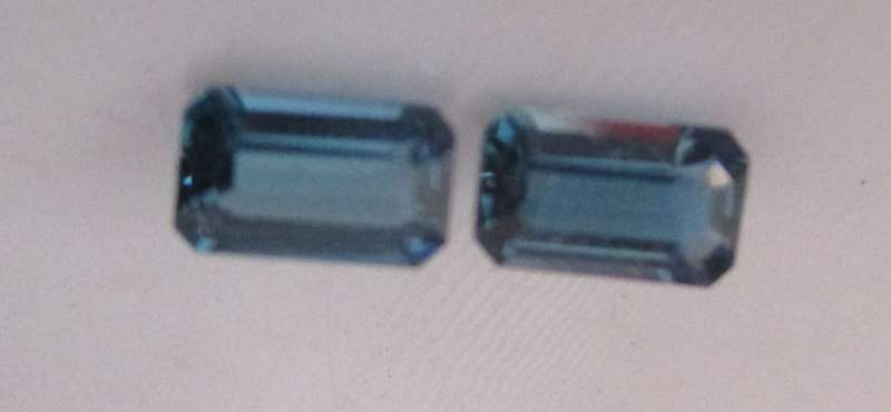 2 pieces, 6.00 x 4.00 mm Emerald/Octagonal cut Blue Topaz T.W.1.42ct.
