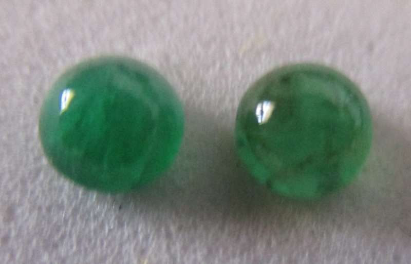 Emeralds  2 pieces 4.00mm Round Cab. Total weight 0.63ct. price / piece