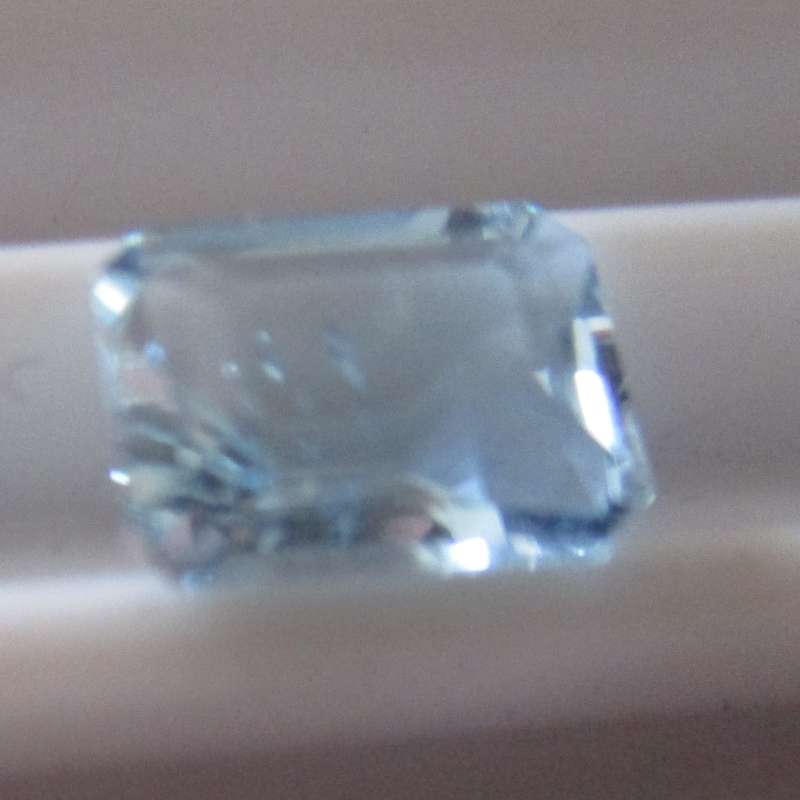 8.00x x 6.00 mm Emerald cut Aquamarine 1.38ct.