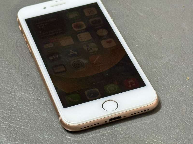iPhone 8 64gb Gold