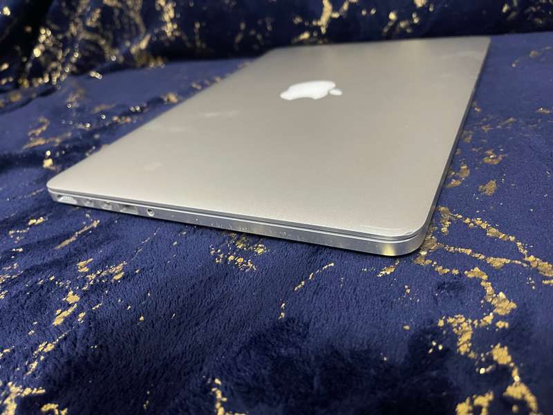 MacBook Pro 13 inch 2014 Model 256gb