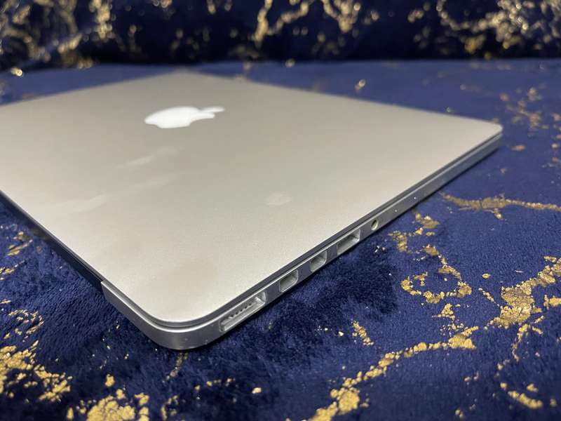 MacBook Pro 13 inch 2014 Model 256gb
