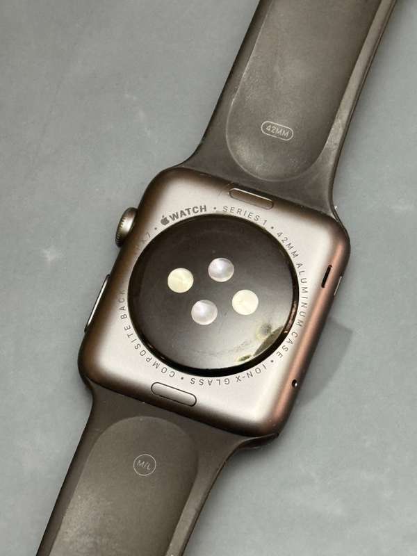 Apple Watch Series 1 42mm Aluminium Case PLZ READ!!!
