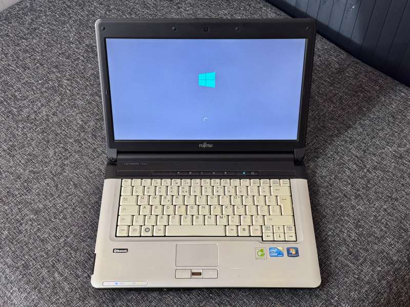 Fujitsu Lifebook S Series Intel Core i5