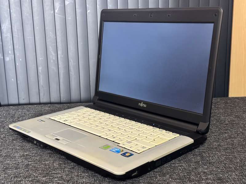 Fujitsu Lifebook S Series Intel Core i5