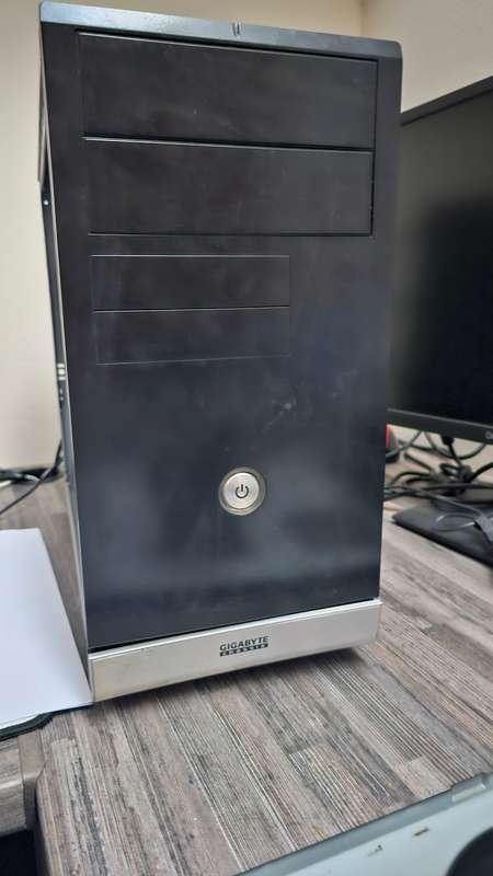 Gigabyte PC G4400