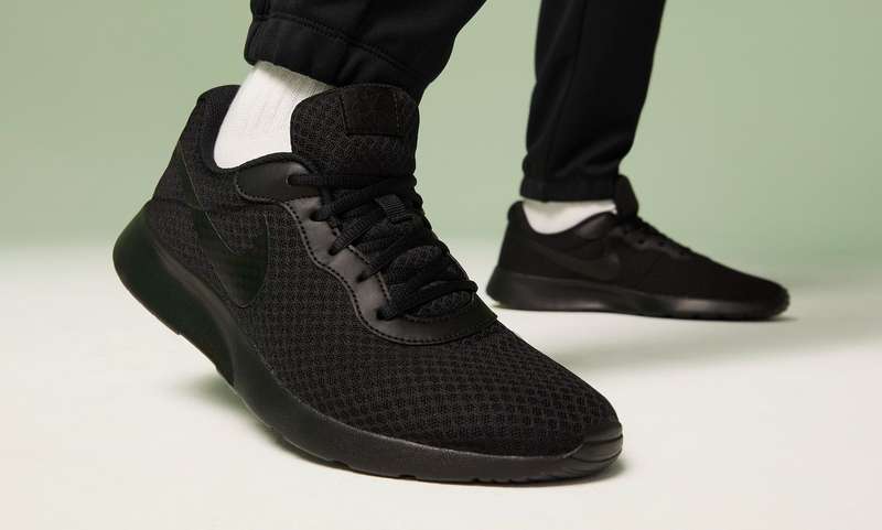 Nike Men`s TANJUN Black/Barely Volt/Black DJ6258 001 Size UK 9 (SA 9)