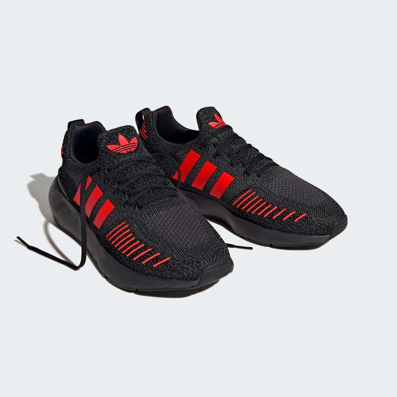 adidas Men`s Swift Run 22 Core Black / Solar Red / Grey Five HP2825 Size UK 10 (SA 10)