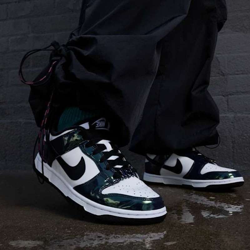 Nike UNISEX Dunk Low Special Edition "Just Do It Iridescent" Black/White FQ8143 001 Size UK 8 (SA 8)