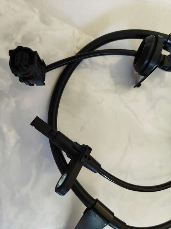 Toyota Avanza Front Abs Sensor Right Front 89542-BZ090