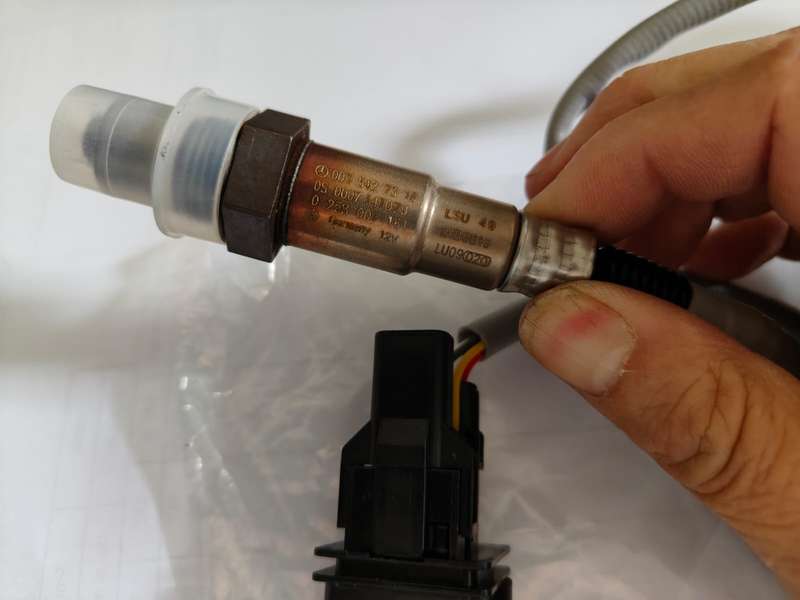 Mercedes 5 wires Oxygen Sensor Bosch LS7161 0258007161 A0035428218 / A0025401817 / A0035427318