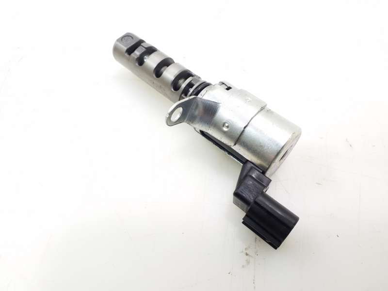 Toyota  1KR-FE VVT Camshaft Timing Oil Control Valve 15330-40020 15330-0Q010