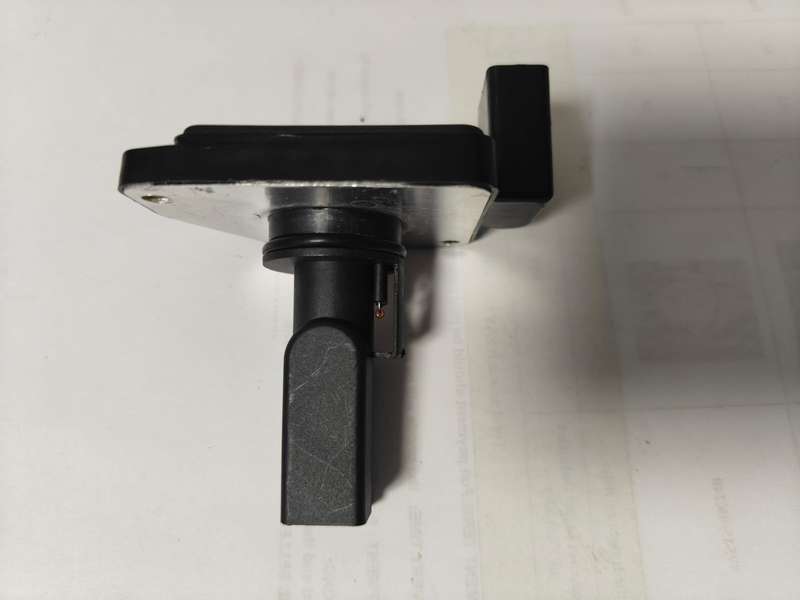 Vw Audi Air Flow Maf Sensor AFH60-10C 06A906461B