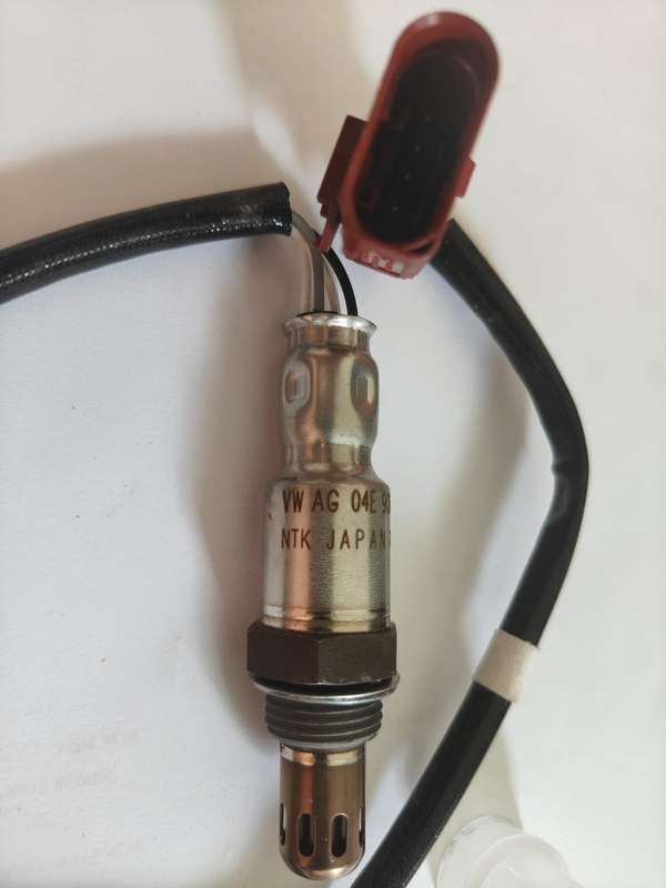 Vw NTK Oxygen Sensor 4wires 04E906262AT 04E906262DB 04E906262AR 04E906262L