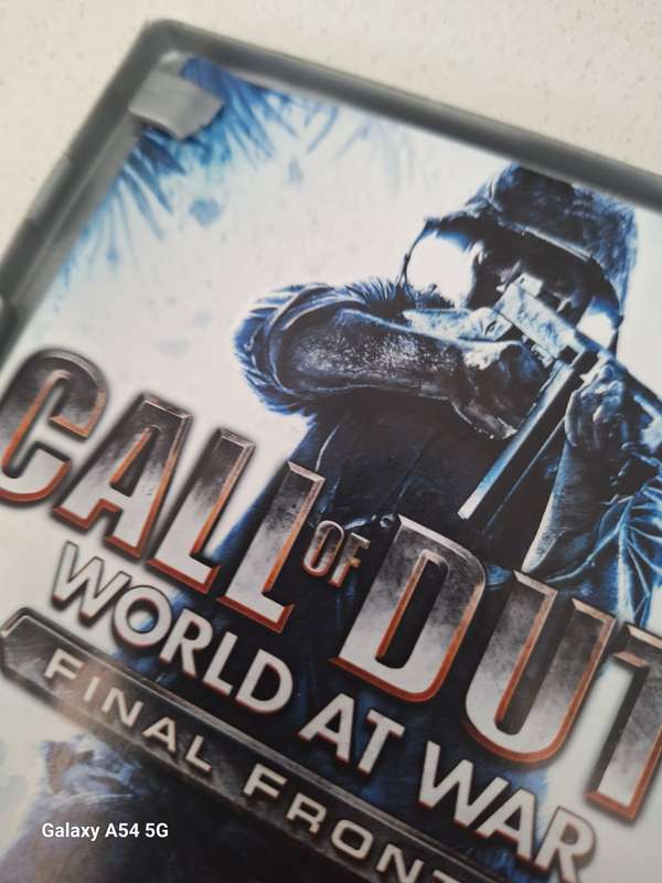 **CLEARANCE SALE** Call of Duty World at War- Final Fronts (PS2) - Platinum