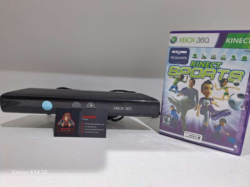 Kinect Sensor with Kinect Sports Game (XBOX 360) / XBOX 360 KINECT WITH GAME - 14 DAYS WARRANTY!