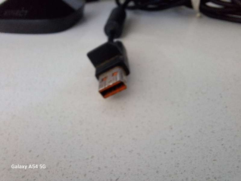 - CLEARANCE SALE!  Kinect Sensor with FABLE:THE JOURNEY Game (XBOX 360) / XBOX 360 KINECT WITH GAME