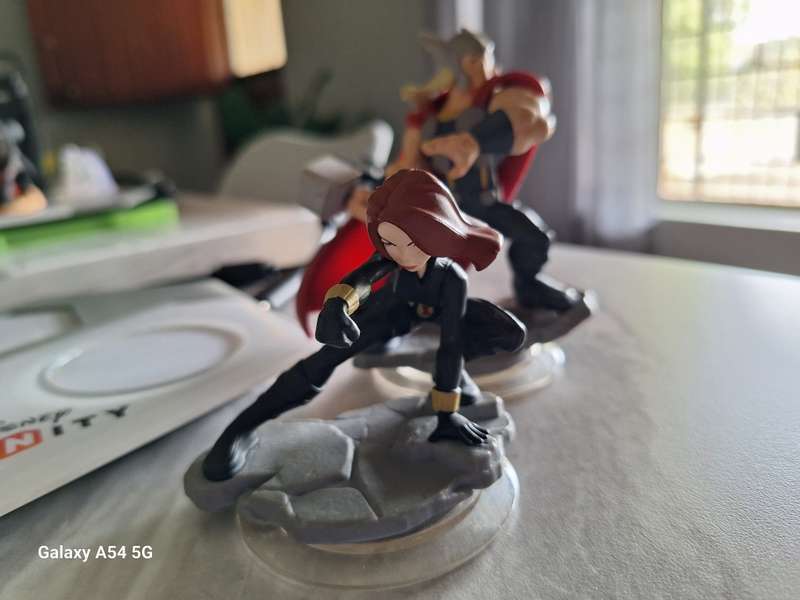 Disney Infinity 2.0 Bundle- 14 DAYS WARRANTY! - NEXT BUSINESS DAY SHIPPING!