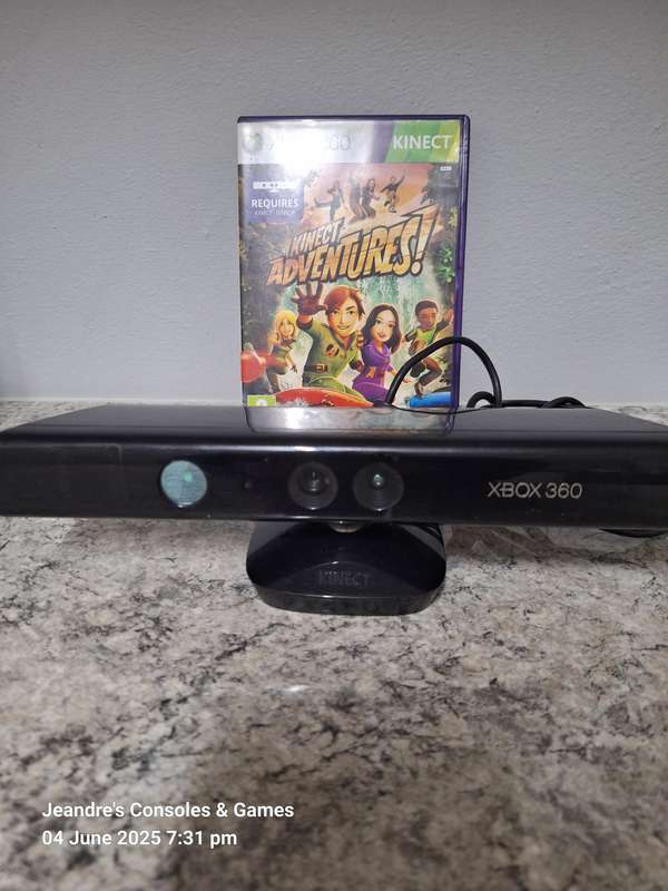 Kinect Sensor with Kinect Adventures Game (XBOX 360) / XBOX 360 KINECT WITH GAME