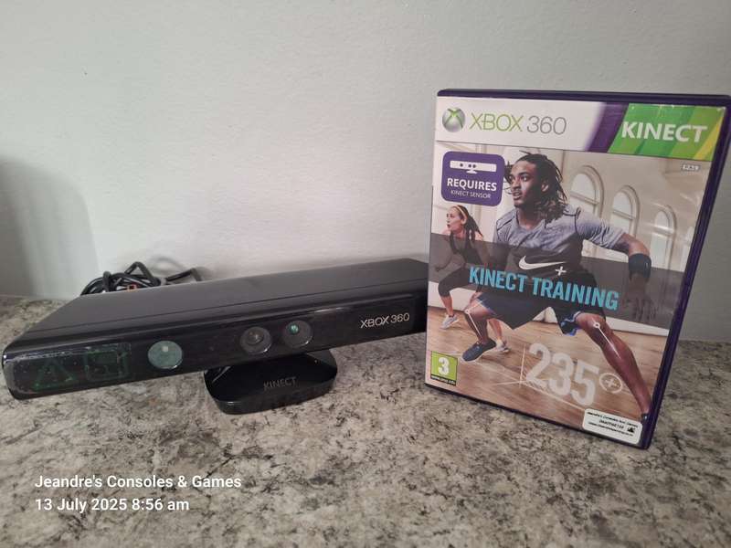 Kinect Sensor with Kinect Training Game (XBOX 360) / XBOX 360 KINECT WITH GAME