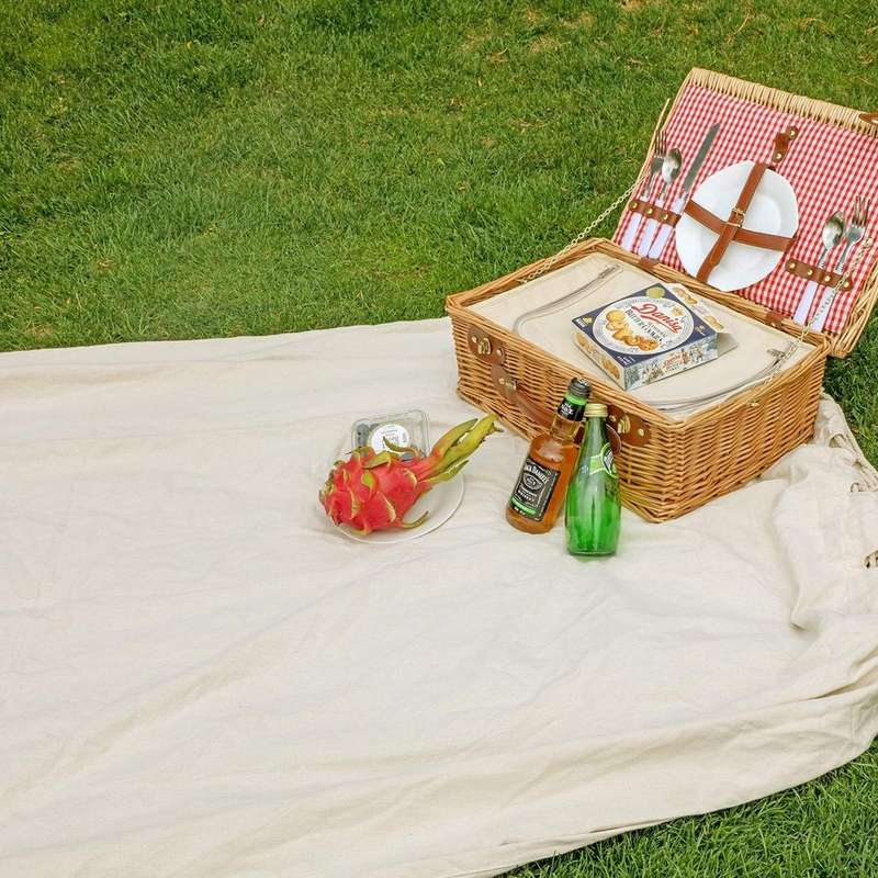 Features: Portable Colour: Beige Material: Cotton Textile Capacity: 210 x 150 cm (L x W) Product Wei