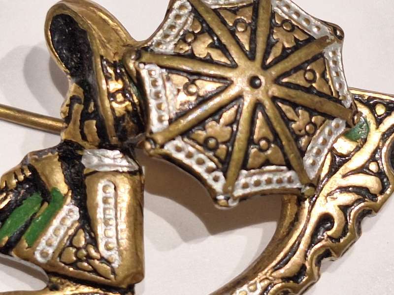 Vintage gondelier brooch